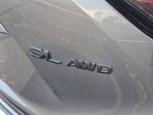 Used 2020 Nissan Murano SL w/ Moonroof Package AWD/4WD image 11