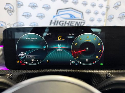 Used 2022 Mercedes-Benz CLA 250 4MATIC image 37