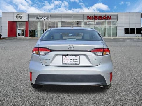 Used 2024 Toyota Corolla LE FWD image 5