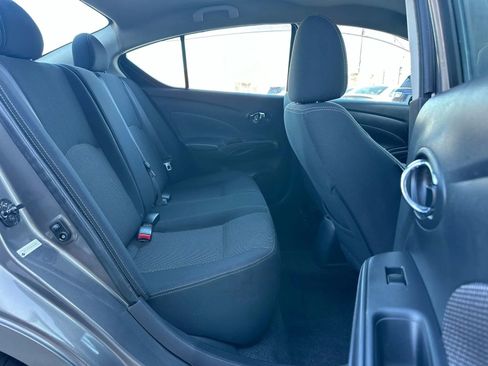 Used 2017 Nissan Versa SV w/ SV Special Edition Package image 12