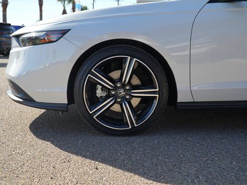 Used 2024 Honda Accord Sport image 12