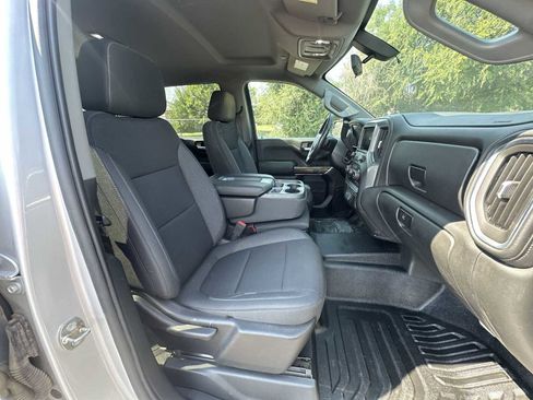 Used 2019 Chevrolet Silverado 1500 LT image 24