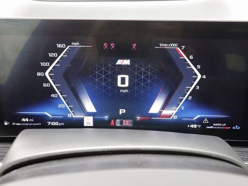 Certified 2025 BMW X7 M60i image 8