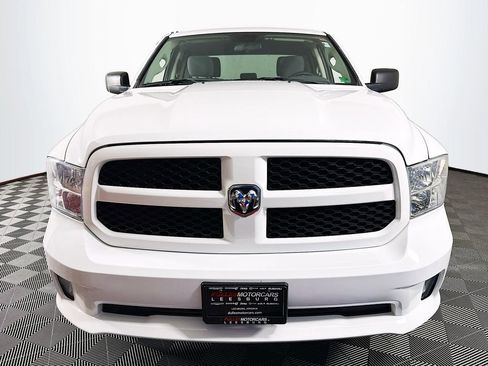 Used 2017 RAM 1500 Express w/ Express Value Package AWD/4WD image 2