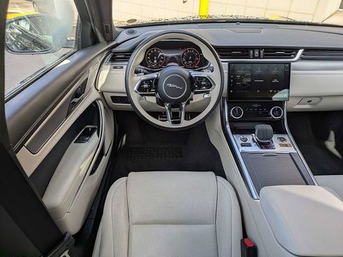 Used 2024 Jaguar XF R-Dynamic SE AWD/4WD image 15
