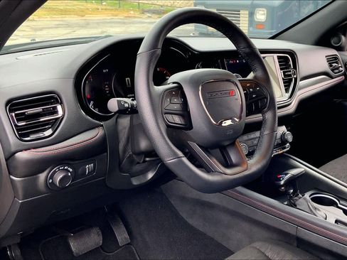 Used 2025 Dodge Durango GT w/ Blacktop Package image 16
