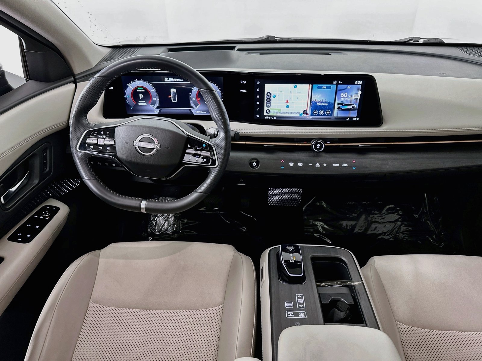 Used 2024 Nissan Ariya FWD image 23