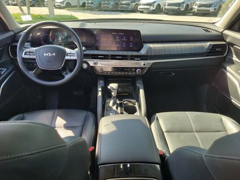 Certified 2024 Kia Telluride EX FWD image 13