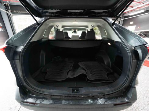 Used 2021 Toyota RAV4 XLE FWD image 26