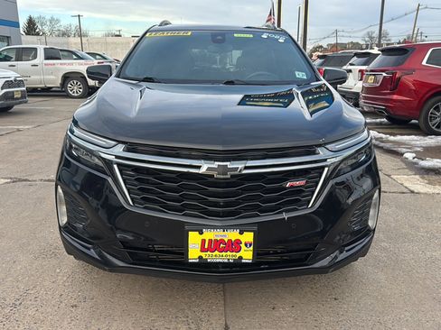 Used 2022 Chevrolet Equinox RS w/ RS Leather Package image 3