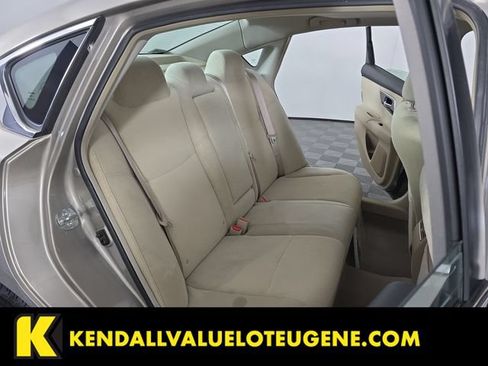 Used 2013 Nissan Altima 2.5 SV w/ 2.5SV Convenience Pkg FWD image 25