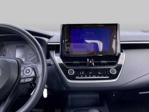 Used 2024 Toyota Corolla LE FWD image 7