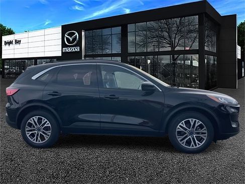 Used 2022 Ford Escape SEL image 5