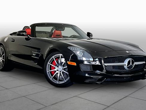 Used 2012 Mercedes-Benz SLS AMG Roadster image 2