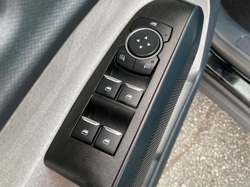 Used 2024 Ford Maverick XLT w/ XLT Luxury Package image 17