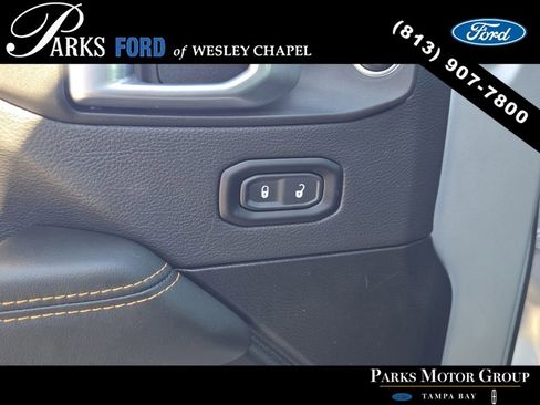 Used 2024 Jeep Wrangler Sahara image 17