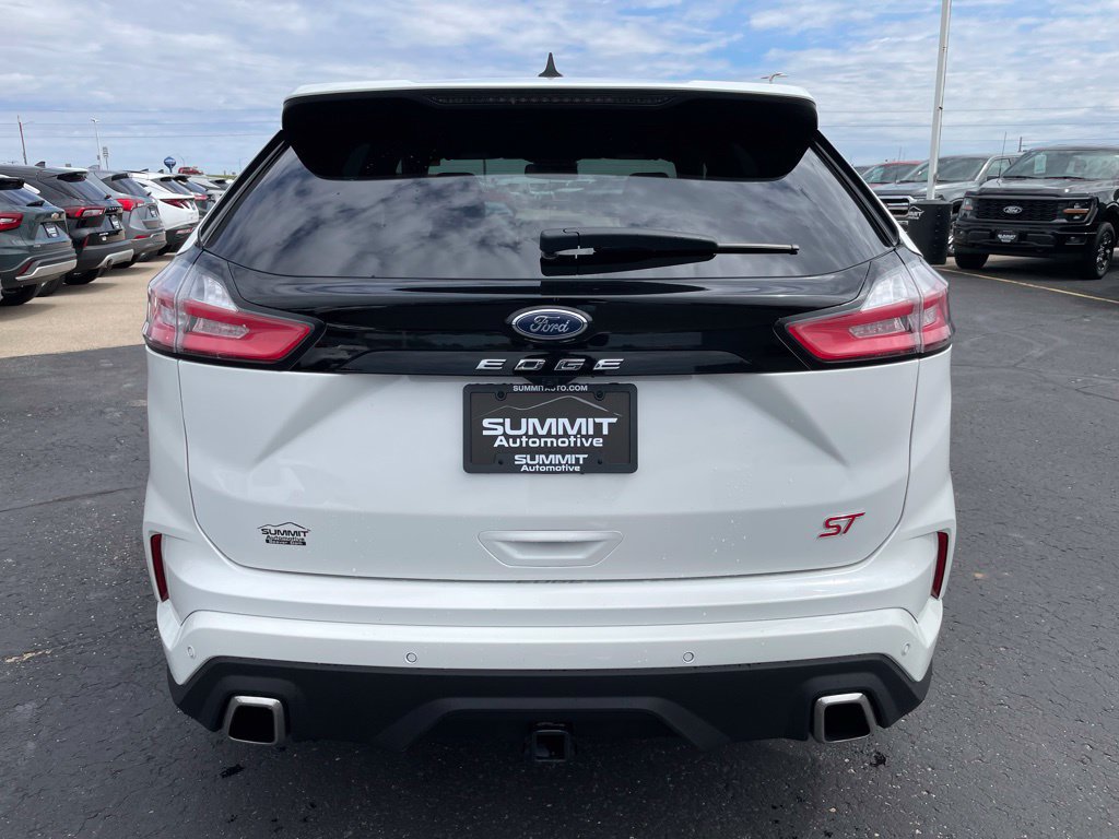 Used 2023 Ford Edge ST w/ Cargo Accessory Package AWD/4WD image 30