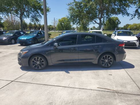 Certified 2024 Toyota Corolla SE FWD image 6