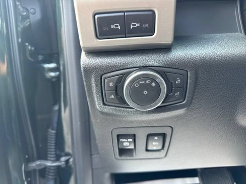 Used 2015 Ford F150 Lariat AWD/4WD image 31
