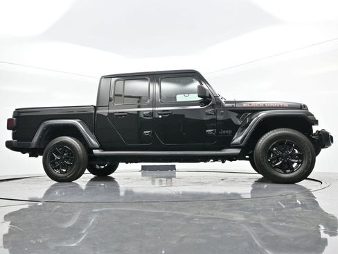 Used 2023 Jeep Gladiator Sport image 40