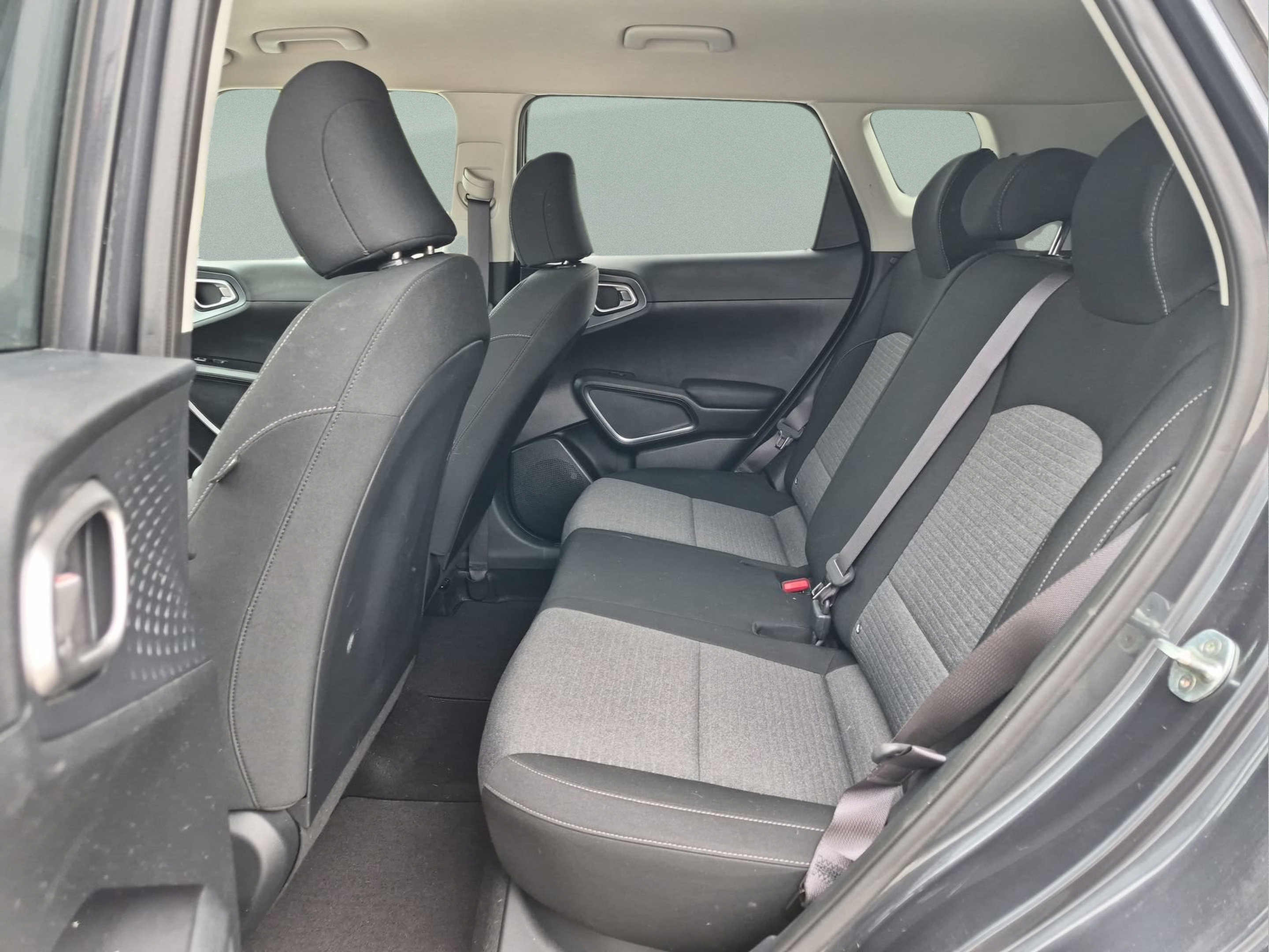 Used 2021 Kia Soul S FWD image 17