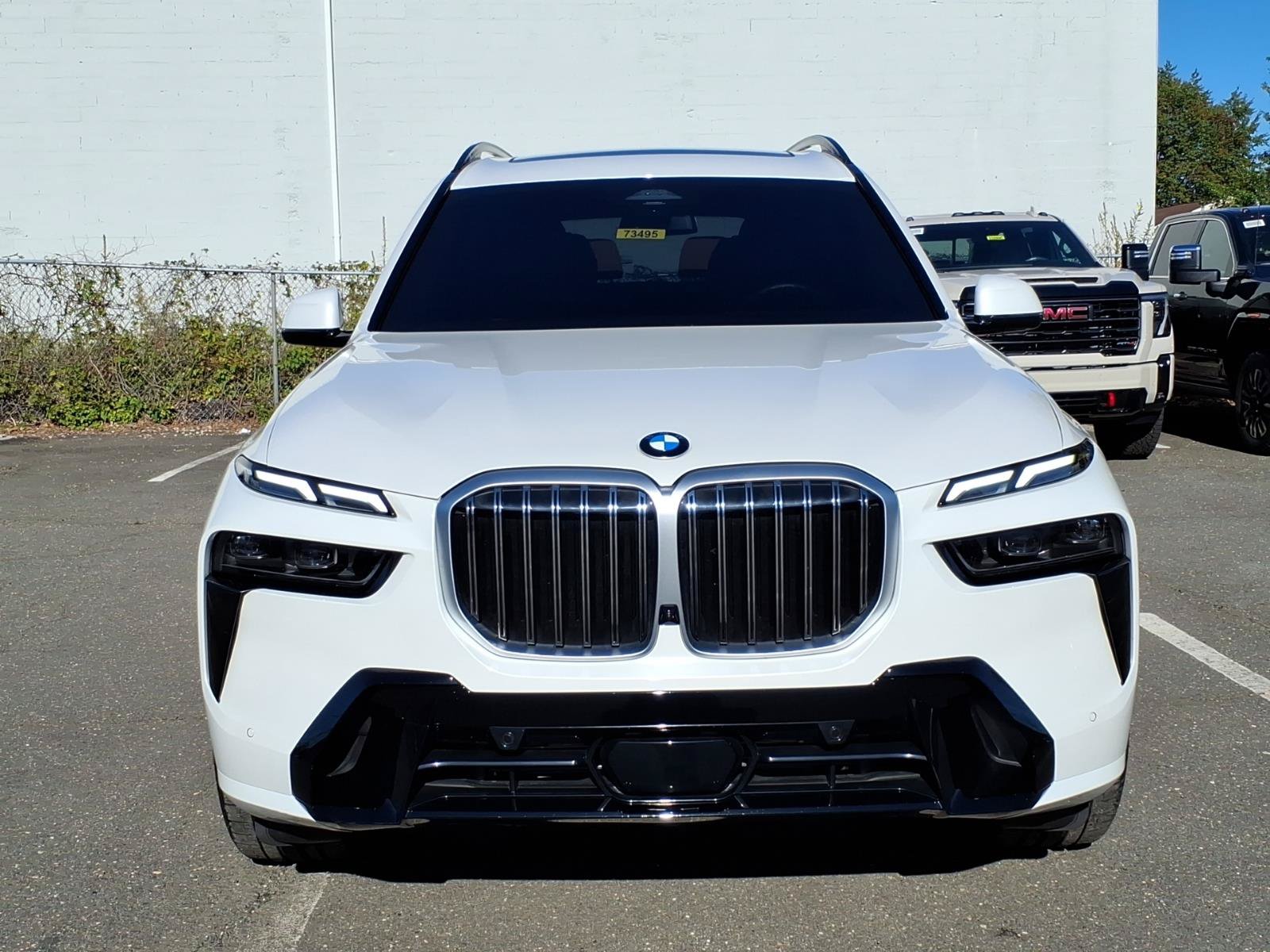 Used 2026 BMW X7 xDrive40i w/ M Sport Package AWD/4WD image 2