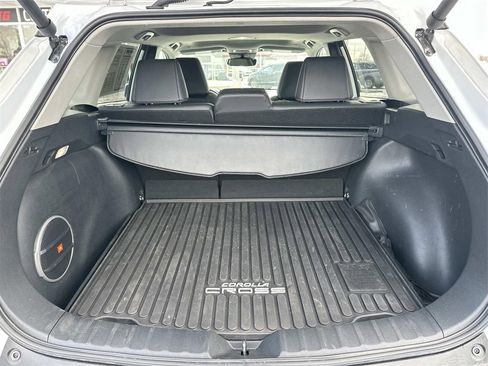 Certified 2023 Toyota Corolla Cross XLE w/ Convenience Package image 10