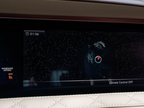 Used 2018 Mercedes-Benz Maybach S 560 4MATIC image 38