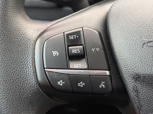 Used 2025 Ford Escape Active AWD/4WD image 21