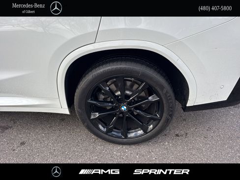 Used 2025 BMW X4 xDrive30i w/ Premium Package image 8