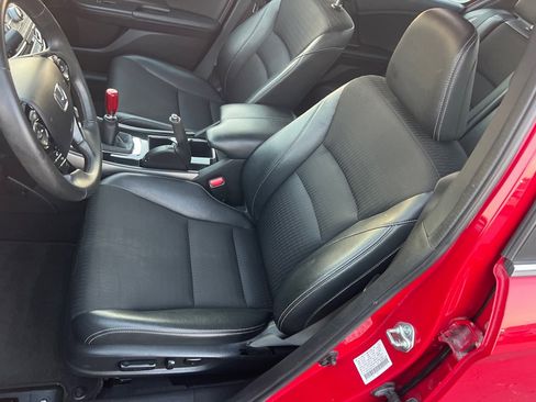 Used 2016 Honda Accord Sport image 11