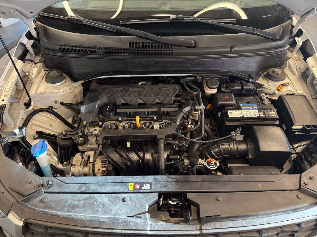 Used 2020 Hyundai Venue SE FWD image 23