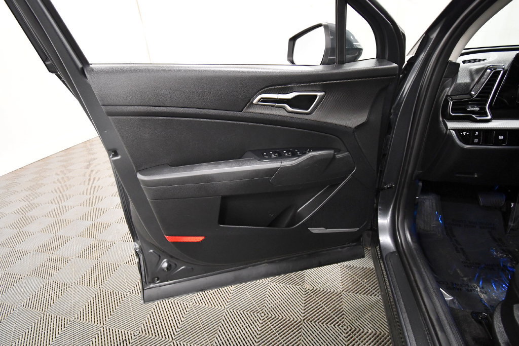 Certified 2023 Kia Sportage LX AWD/4WD image 13