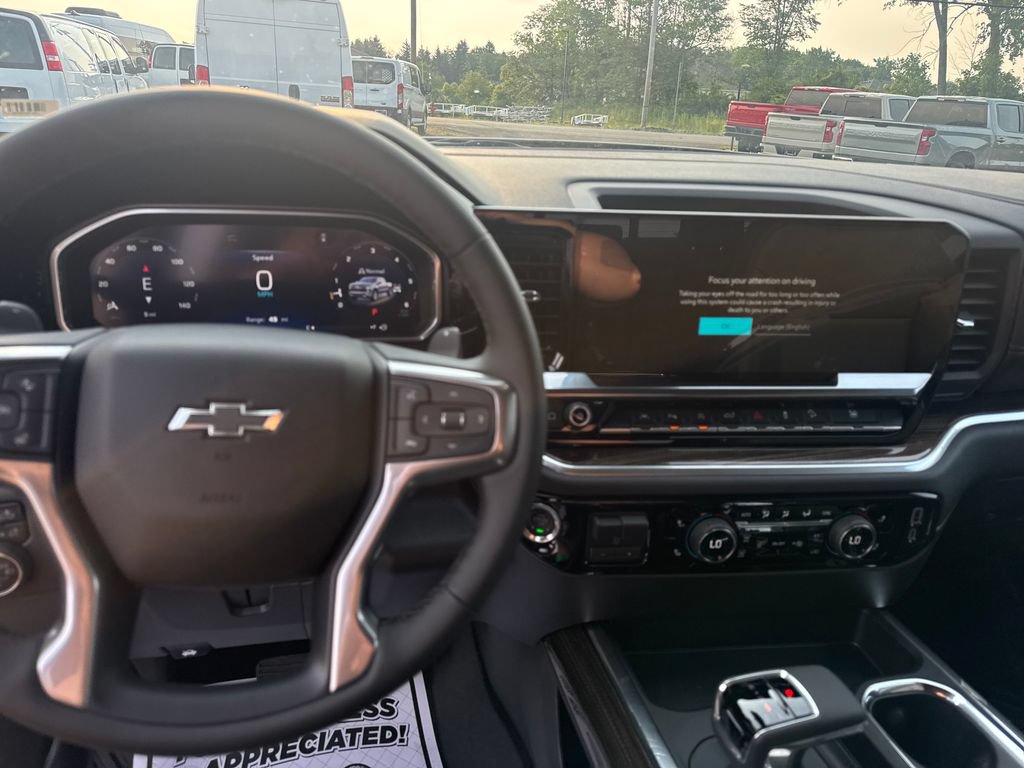 New 2026 Chevrolet Silverado 1500 RST w/ RST All Star Premium Package AWD/4WD image 17