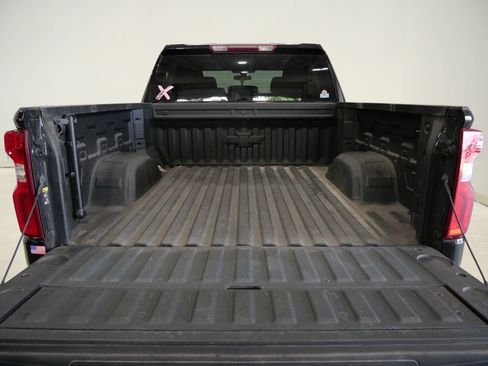 Used 2021 Chevrolet Silverado 1500 Custom Trail Boss w/ LPO, Dark Essentials Package AWD/4WD image 25