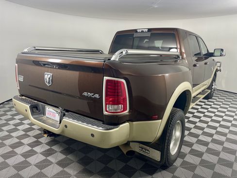 Used 2014 RAM 3500 Laramie Longhorn image 5