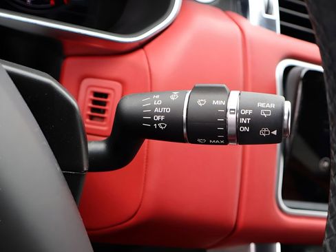 Used 2021 Land Rover Range Rover Sport HSE Dynamic image 33