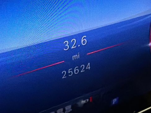 Used 2024 Mercedes-Benz GLC 300 image 18