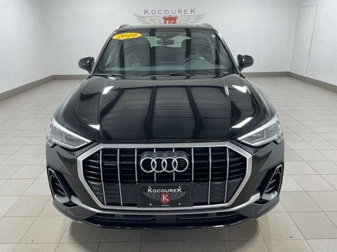 Used 2019 Audi Q3 2.0T Premium Plus AWD/4WD image 2