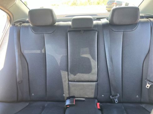 Used 2016 BMW 320i xDrive 320i xDrive Sedan 4D image 16