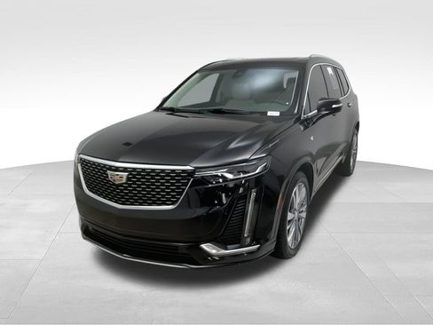 Used 2020 Cadillac XT6 Premium Luxury FWD image 5