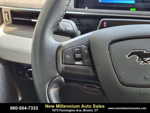Used 2024 Ford Mustang Mach-E Premium image 26
