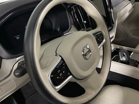 Used 2023 Volvo XC60 B5 Plus w/ Climate Package AWD/4WD image 20