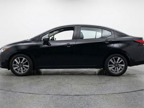 Used 2025 Nissan Versa SV FWD image 5