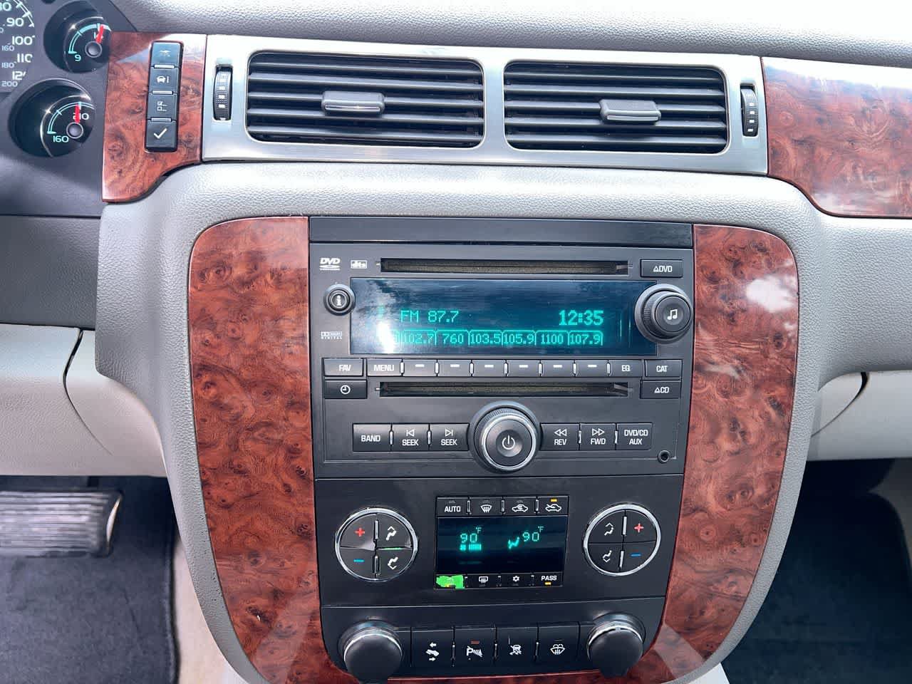 Used 2007 Chevrolet Avalanche LTZ w/ LTZ Preferred Equipment Group AWD/4WD image 16
