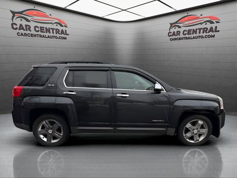 Used 2013 GMC Terrain SLE w/ Chrome and Technology Package image 6