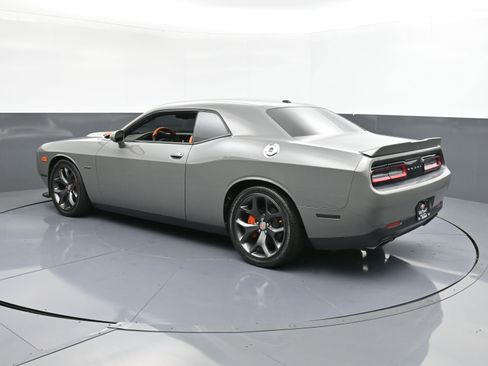 Used 2019 Dodge Challenger R/T image 6