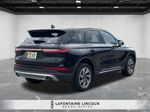 Certified 2024 Lincoln Corsair AWD image 6