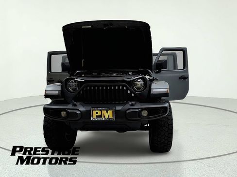 Used 2020 Jeep Wrangler Unlimited Sahara AWD/4WD image 12