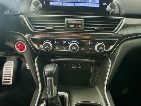 Used 2022 Honda Accord Sport image 15